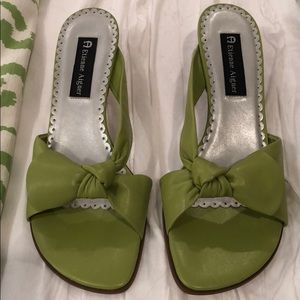 NWOT Etienne Aigner Sandals. Size 8.